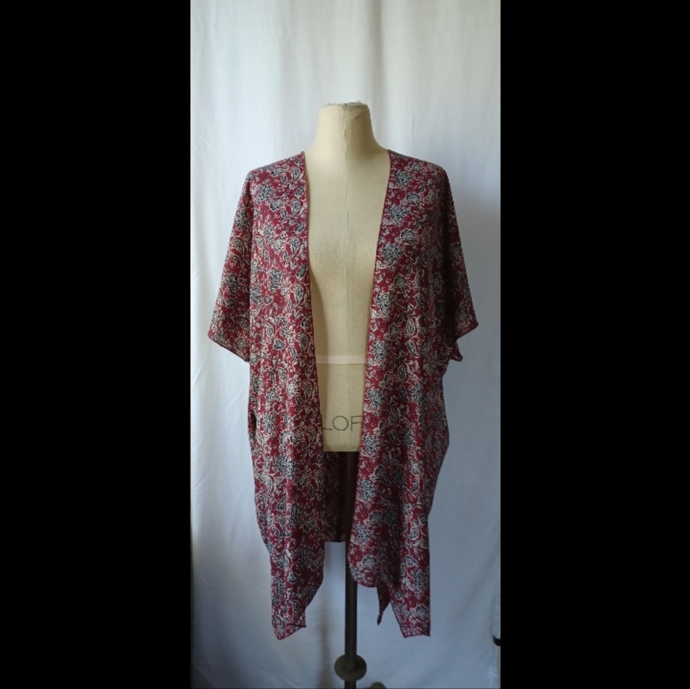 FOREVER 21 burgundy kimono